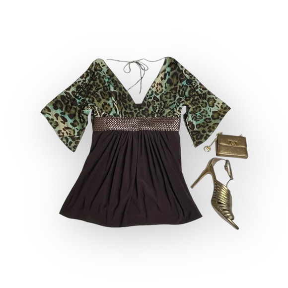 Linda Segal ⌘ Braided Belt Plunging Neckline Top ⌘ Chocolate Mint Leopard ⌘ L ⌘ - Picture 2 of 16
